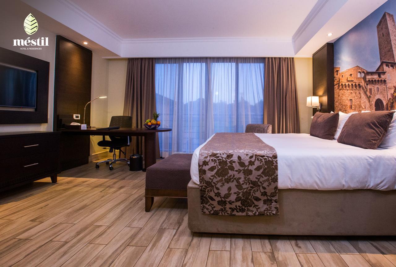 Mestil Hotel & Residences Kampala Dış mekan fotoğraf