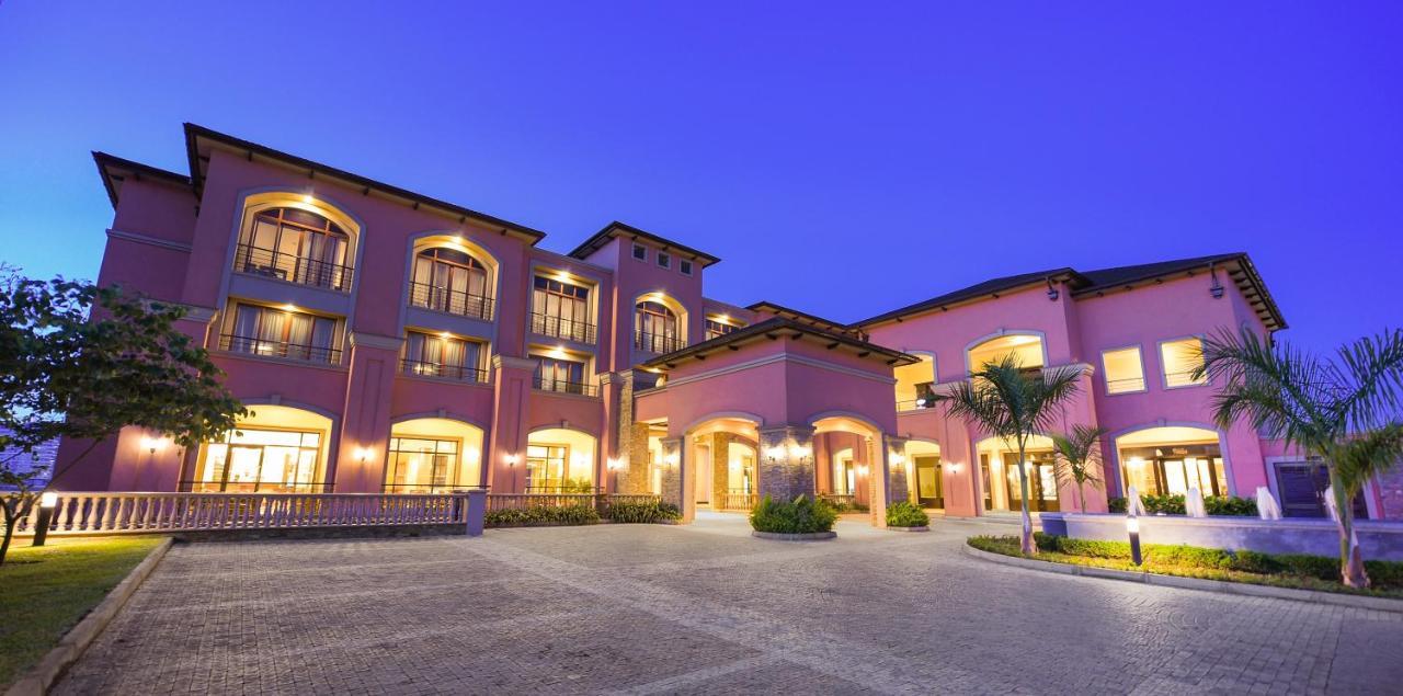 Mestil Hotel & Residences Kampala Dış mekan fotoğraf