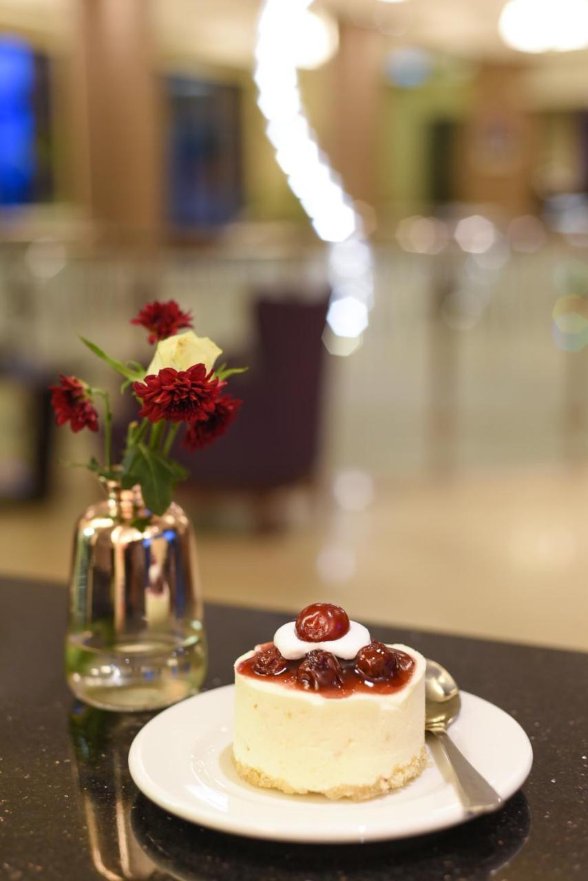 Mestil Hotel & Residences Kampala Dış mekan fotoğraf